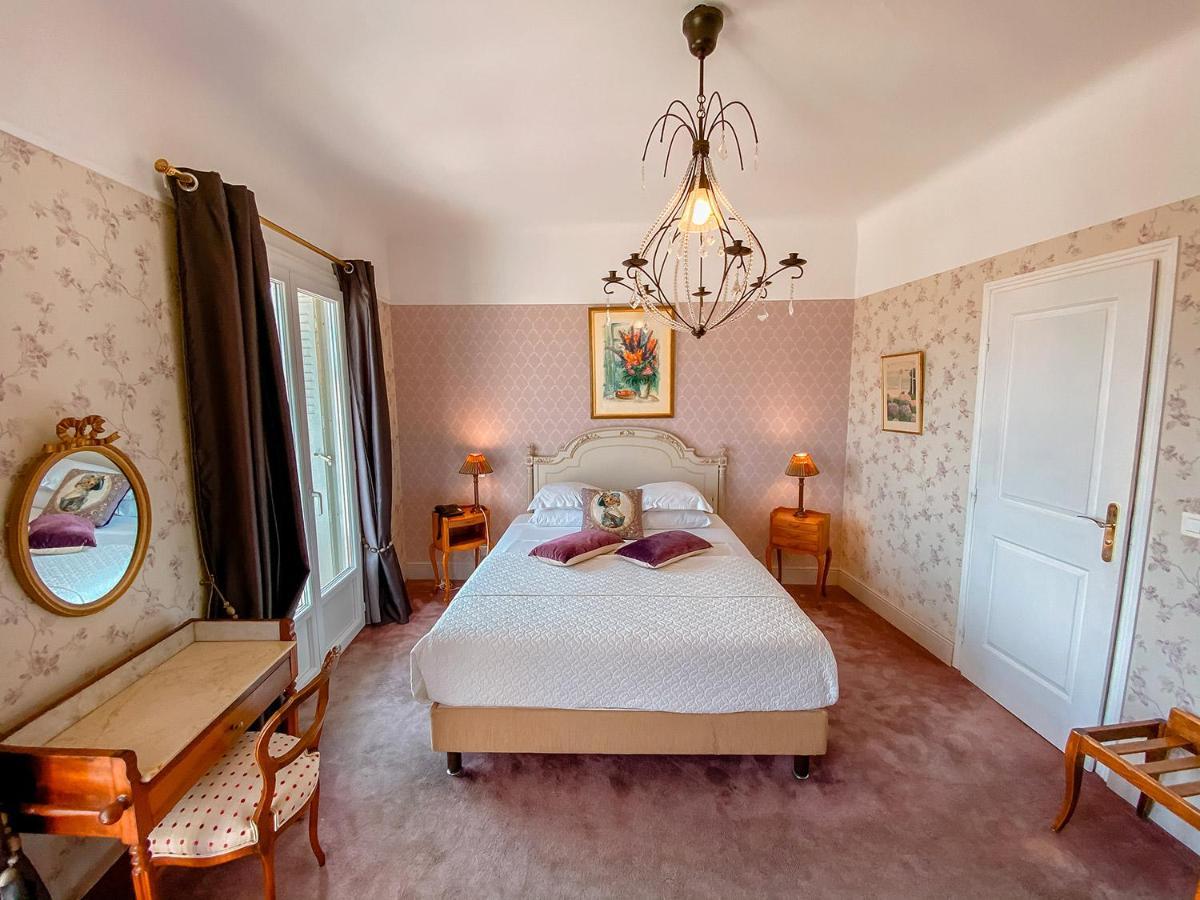 Hotel Relais Du Postillon อองทีบส์ ภายนอก รูปภาพ