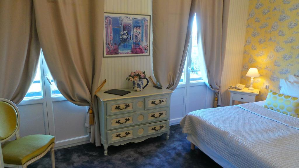 Hotel Relais Du Postillon อองทีบส์ ห้อง รูปภาพ