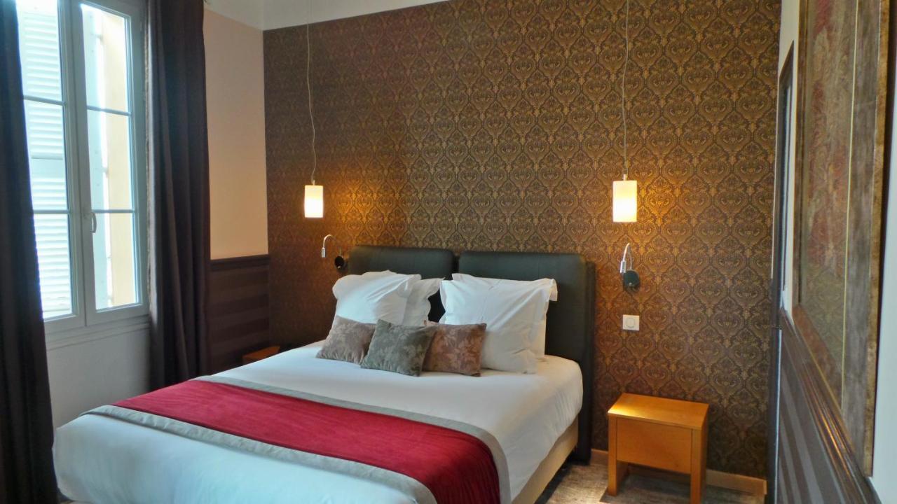 Hotel Relais Du Postillon อองทีบส์ ภายนอก รูปภาพ