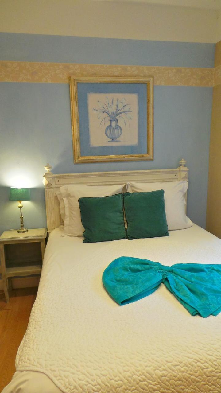 Hotel Relais Du Postillon อองทีบส์ ภายนอก รูปภาพ